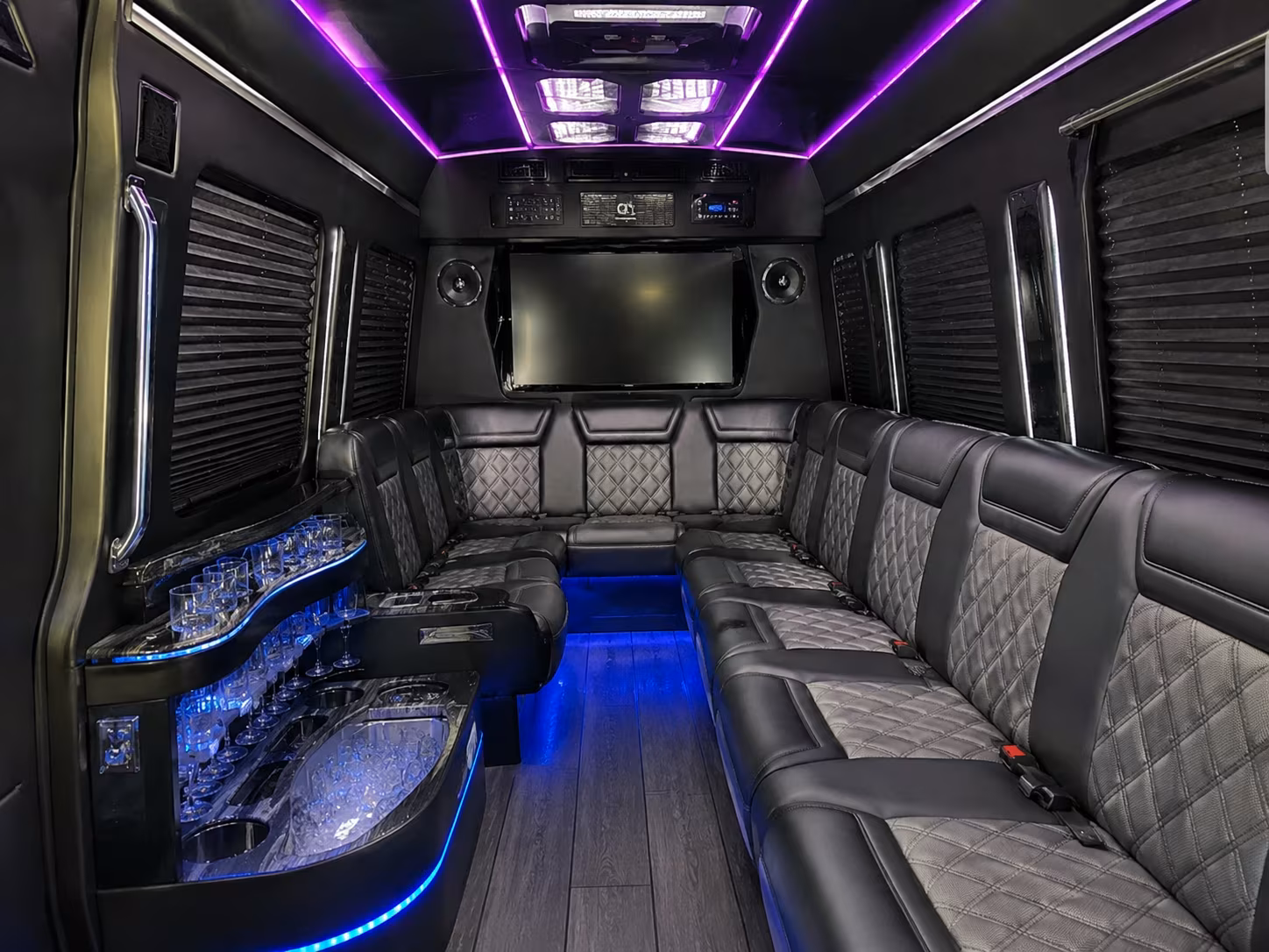 easy transportation to orlando science center and downtown orlando
