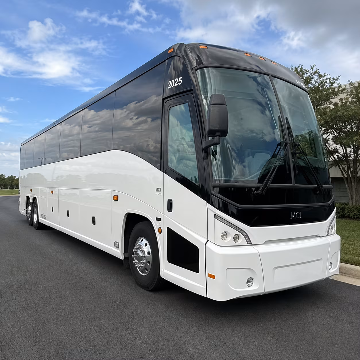 race day speedway event bus rentals for deltona groups
